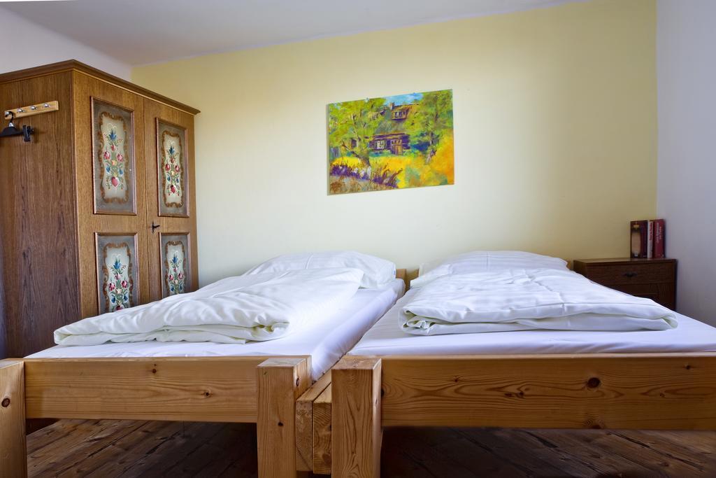 Altes Almhaus Otel Maria Lankowitz Oda fotoğraf