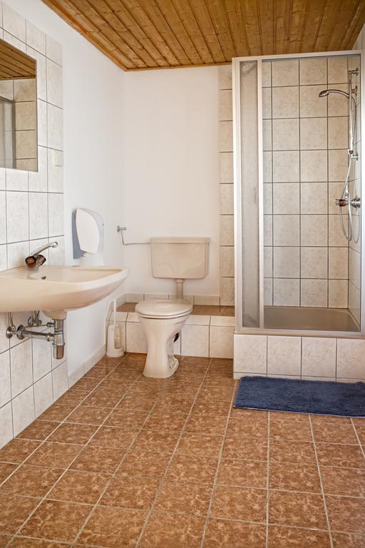 Altes Almhaus Otel Maria Lankowitz Oda fotoğraf